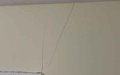 Should I disclose that minor plaster crack to my buildings insurer?